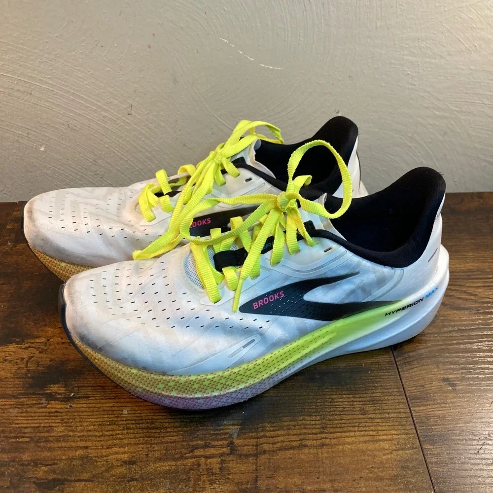 Brooks Hyperion Max Womens 7.5 B Running Shoes White Black Nightlife 1203771B196